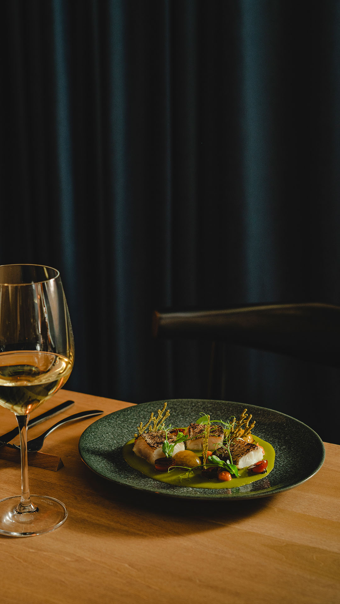 Mobile1 Plato de alta gastronomia en restaurante y cocktail bar Loa en Santa Catalina