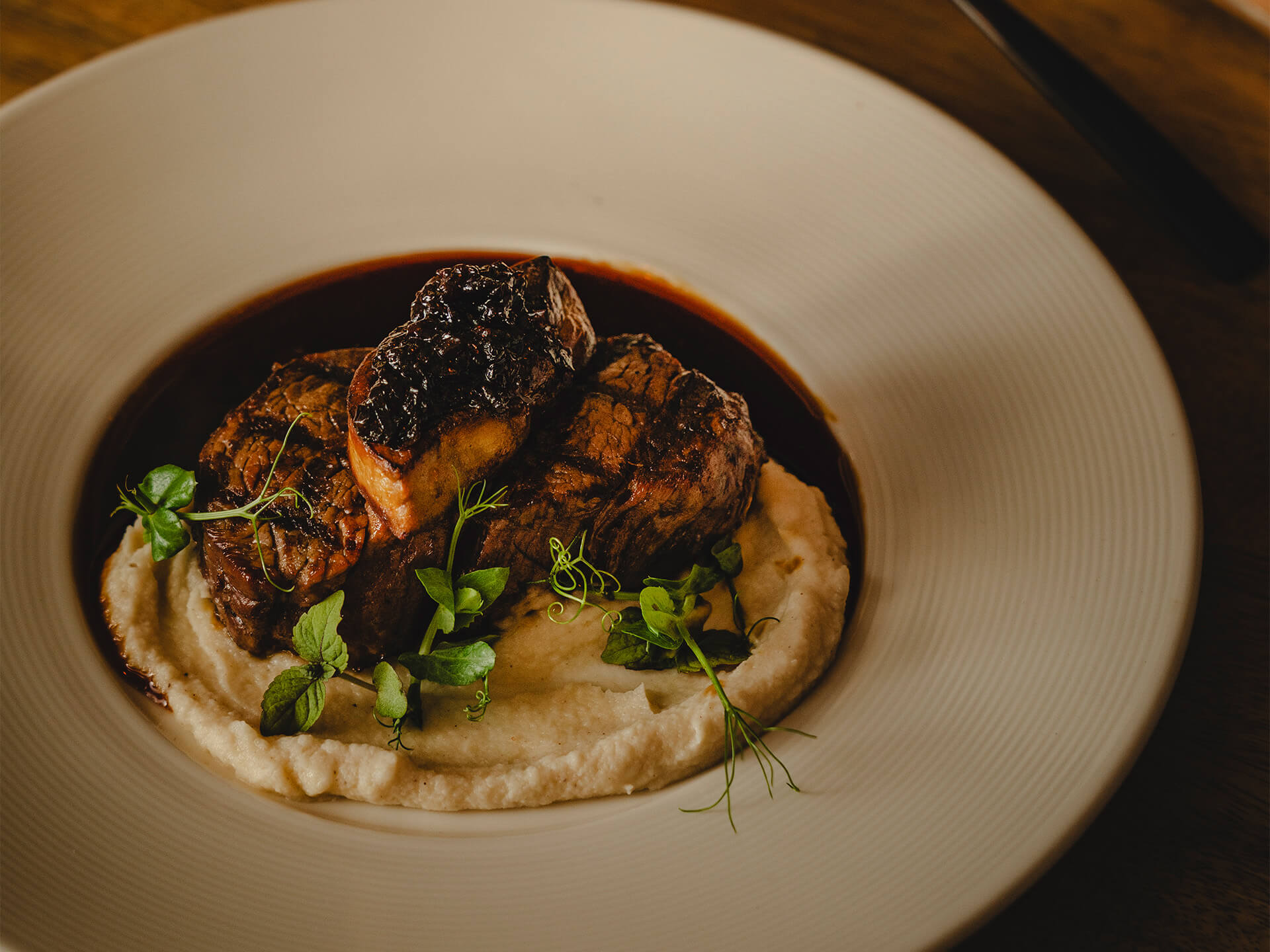 Plato alta gastronomia en restaurante Loa en Santa Catalina Palma